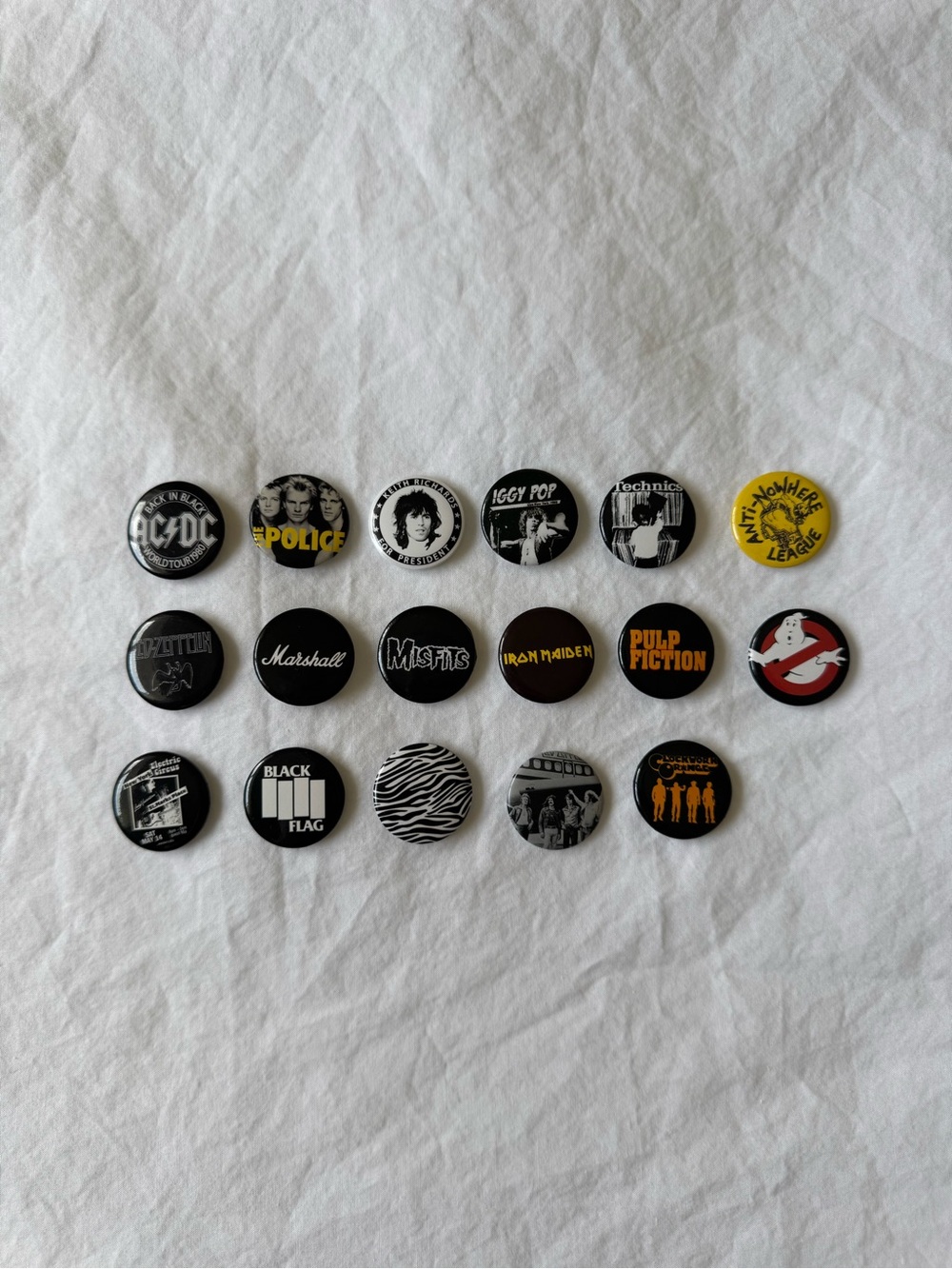 Lot of 17 Brandy Melville Pins